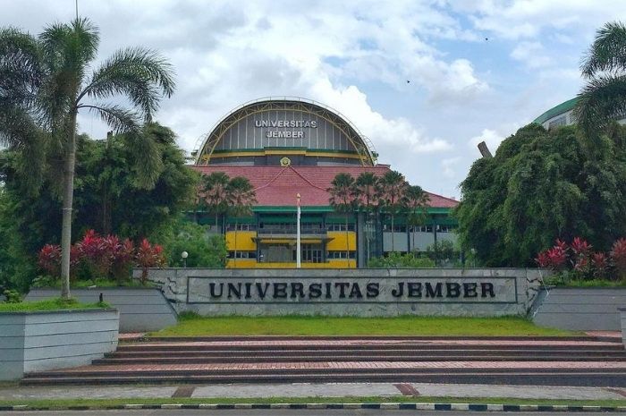8 Universitas Terbaik Di Jawa Timur Versi UniRank 2022